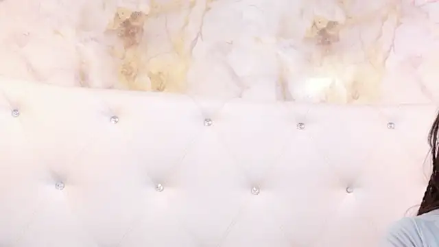 ABBYANDYILIRA webcam