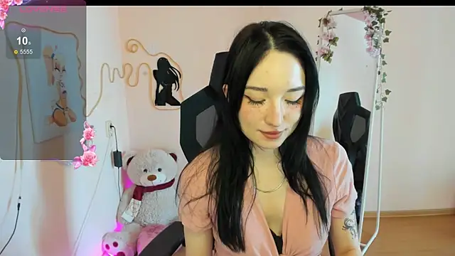 AliceeinWonderlanddd webcam