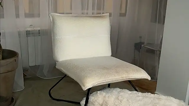 TheMaddisonShow_ webcam