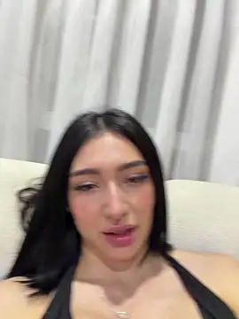 Maddy_Jones webcam