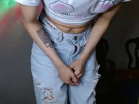 Scarlett_crastrawberry webcam