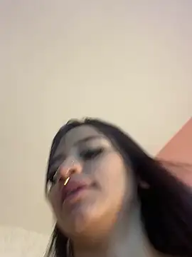 Lauraaa_pink18 webcam