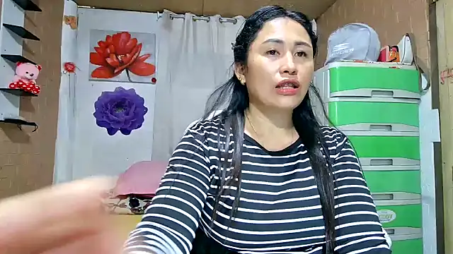 Filipina_Desire webcam