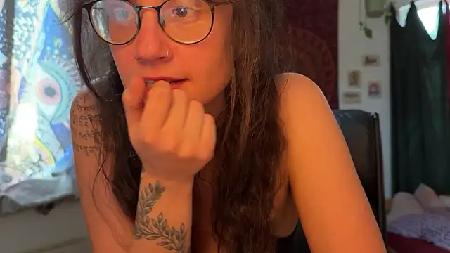 nyxo_ - Nyxo_'s free webcam - UK Sex Cams