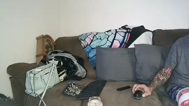 Victoria121565 webcam