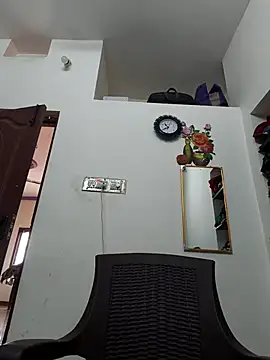 Tamil_Yalini12 webcam