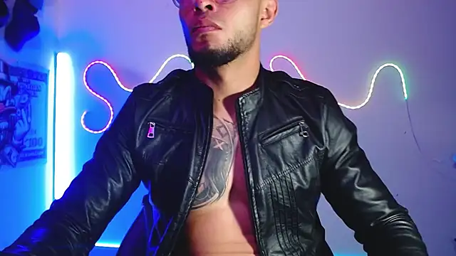 sebastian_horny webcam