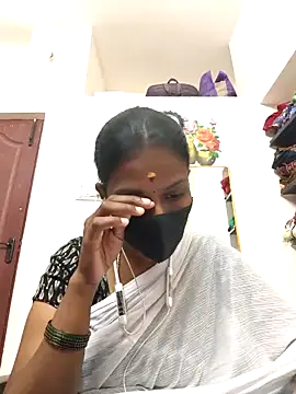 Tamil_Yalini12 webcam