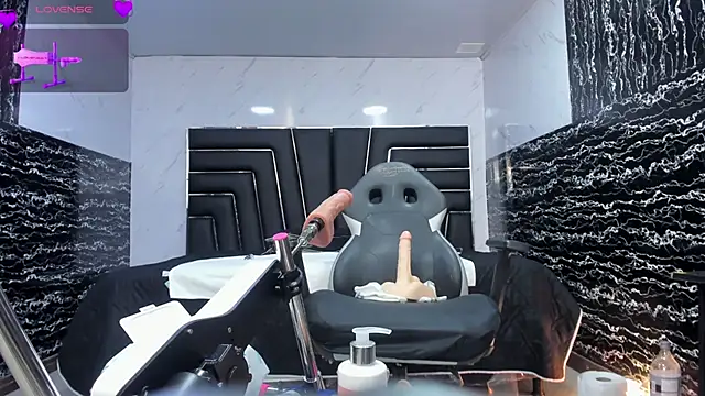 Ladyy_Scarlett webcam