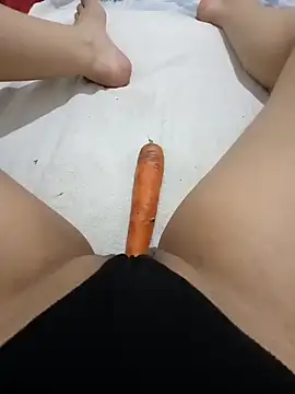 hanina127 - Hanina127's free webcam - UK Sex Cams