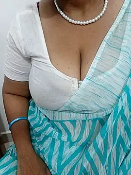 Tamil_aishu09 webcam