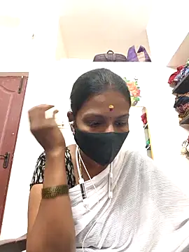 Tamil_Yalini12 webcam