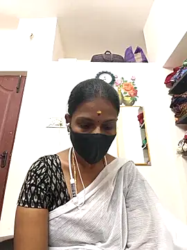 Tamil_Yalini12 webcam