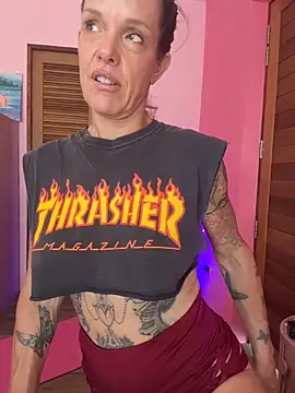 mommyselenafit_'s live cam