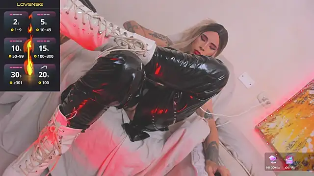 MissCarolinne webcam