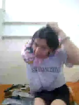 Cameron_puppy webcam