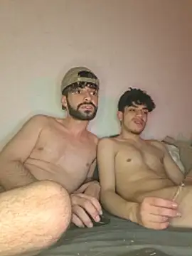 young_swisscouple webcam