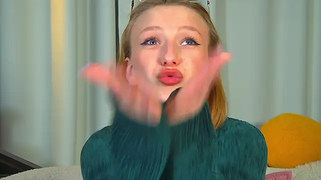 BeatriceBinoche webcam