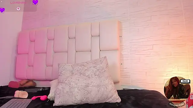 naina_deivis33 webcam