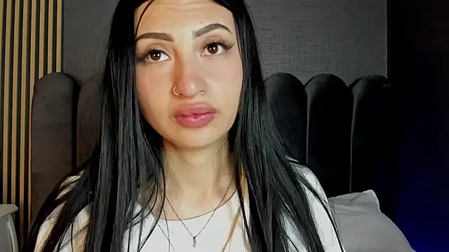 Nicolette_ks_ webcam