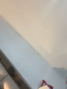 Sara_trans_hot webcam