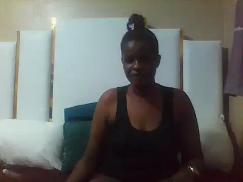 creamyhairy_puss webcam