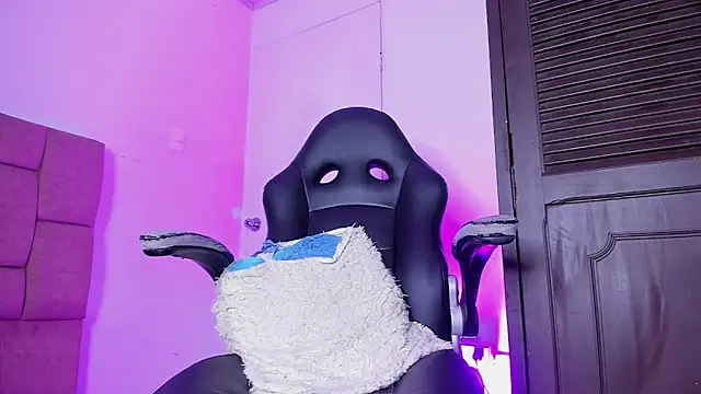 KateValenciaa webcam