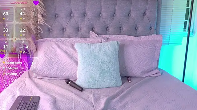 Vanessa_Mejiia webcam