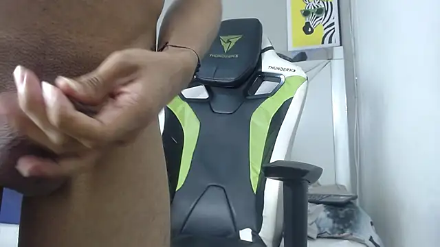 Taylorr_junior_ webcam