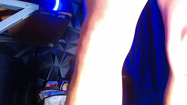 MONSTER_COCK_ webcam