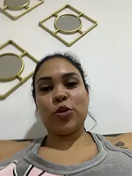 Webcam Model (FOX_LATINA)  is live.Free join now!