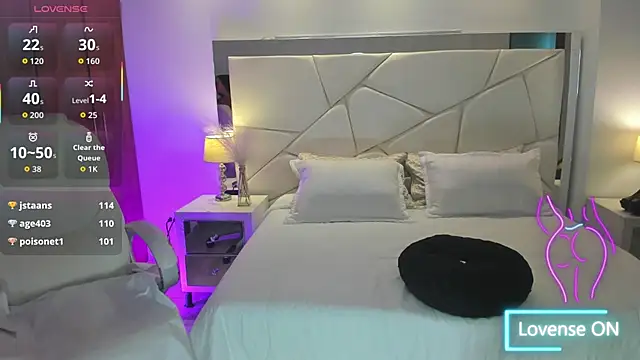 Natasha_Kiim_ webcam