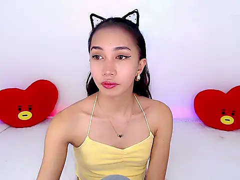 Sweet_kittyxx webcam