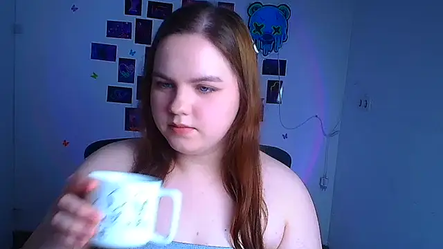 Kitty_Mia_Kitty webcam