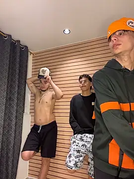 TheBatMansion webcam