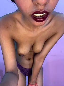 small_titss - Small_Titss's free webcam - UK Sex Cams