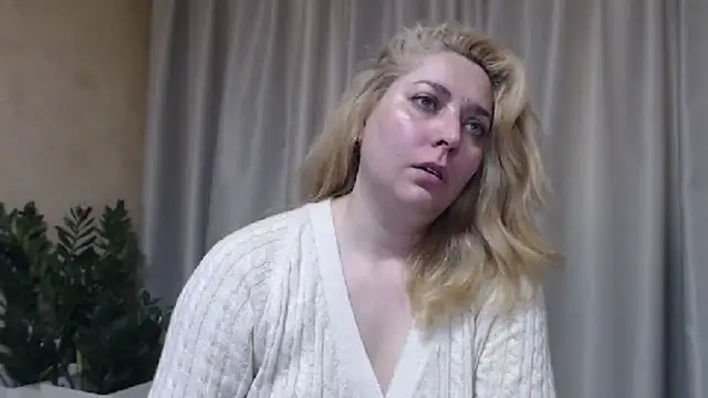 sweetpussy13 - Sweetpussy13's free webcam - UK Sex Cams