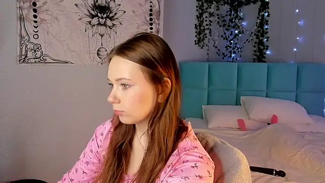 boozekirs_ - Boozekirs_'s free webcam - UK Sex Cams