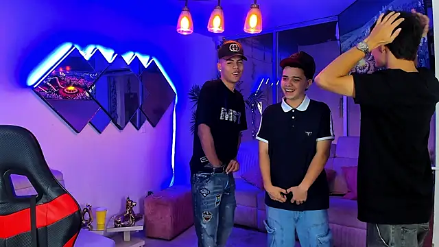 Houseofwarrios webcam