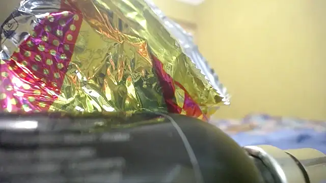 sexydiamond15 (F young) - I want to squirt on your Dick