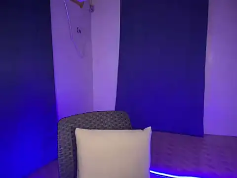 lovely_amara19 webcam