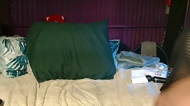 Bustyboobs02xx webcam