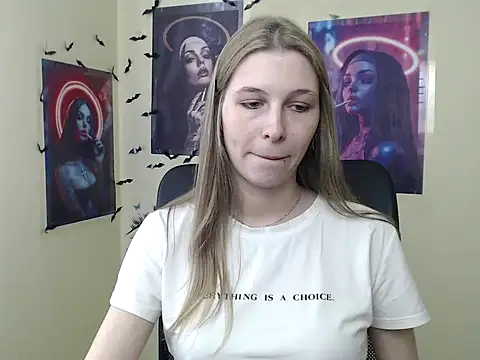 strangergi - StrangerGi's free webcam - UK Sex Cams