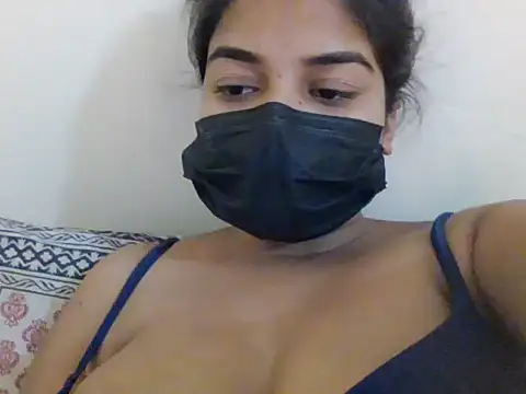 Little_toy_girl webcam