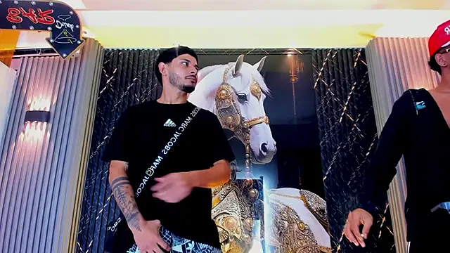 the_knights_of_the_night_ webcam