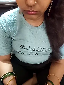 O_My_GoodnesS webcam