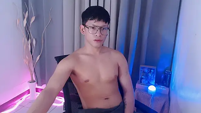 pinkcock_froi2305 webcam