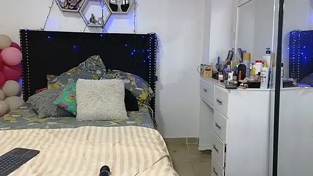 charlotte_077 webcam