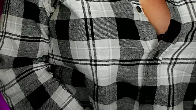 Alicia_love00 webcam