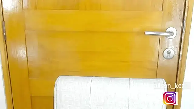 alison-ker3 webcam